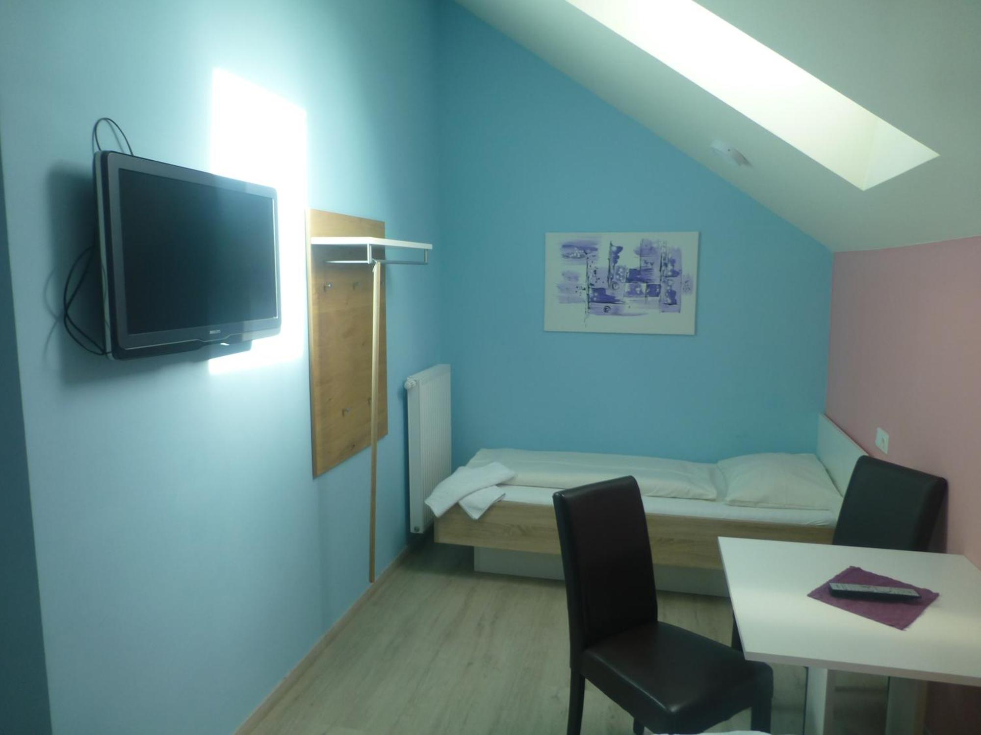 Rosslwirt-Rast Bed & Breakfast Strass im Attergau Luaran gambar