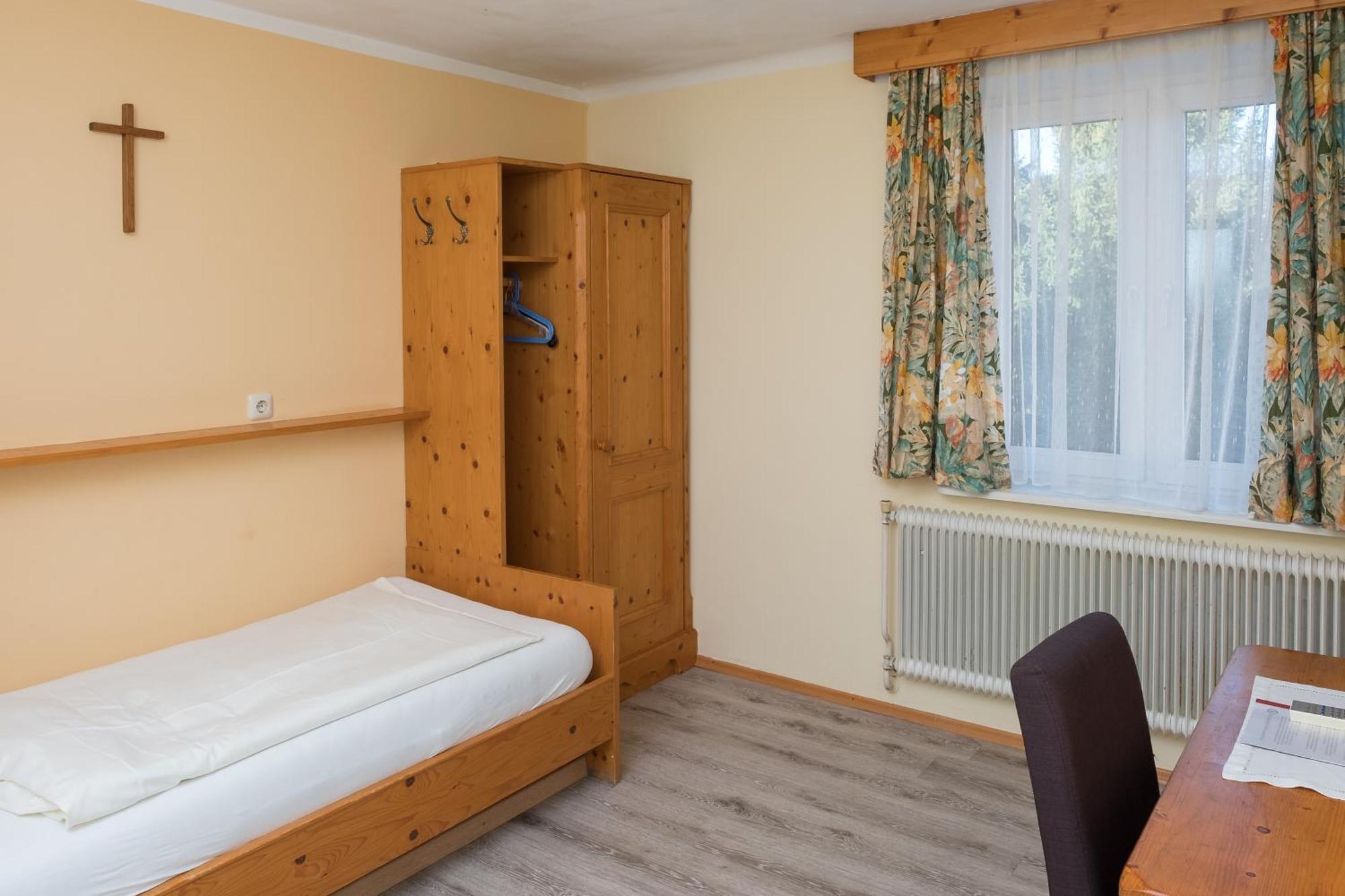 Rosslwirt-Rast Bed & Breakfast Strass im Attergau Bilik gambar